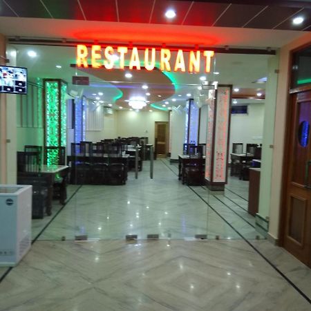 Hotel Sky Bule & Restaurant Khas Nagrota Exteriér fotografie