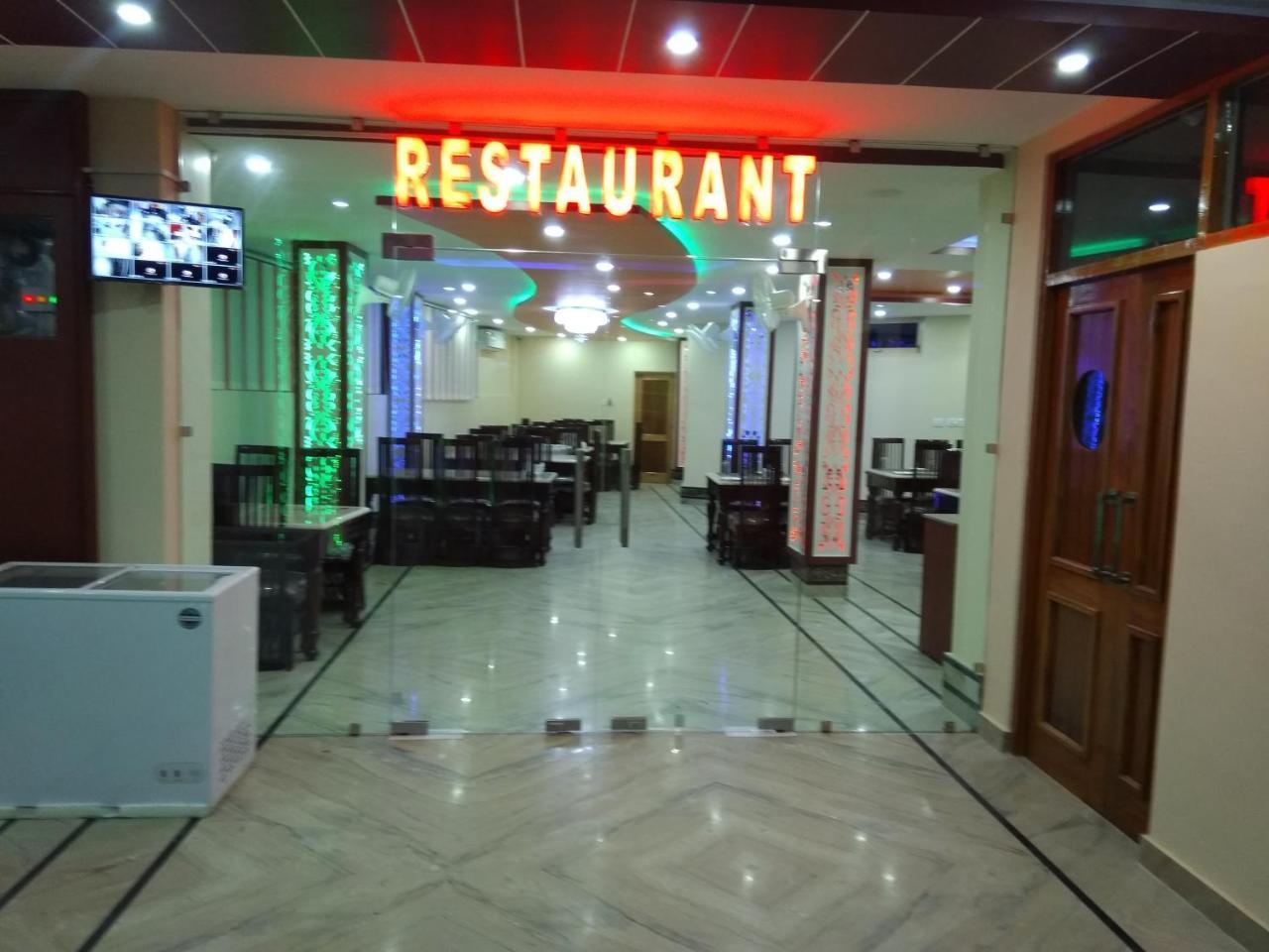 Hotel Sky Bule & Restaurant Khas Nagrota Exteriér fotografie